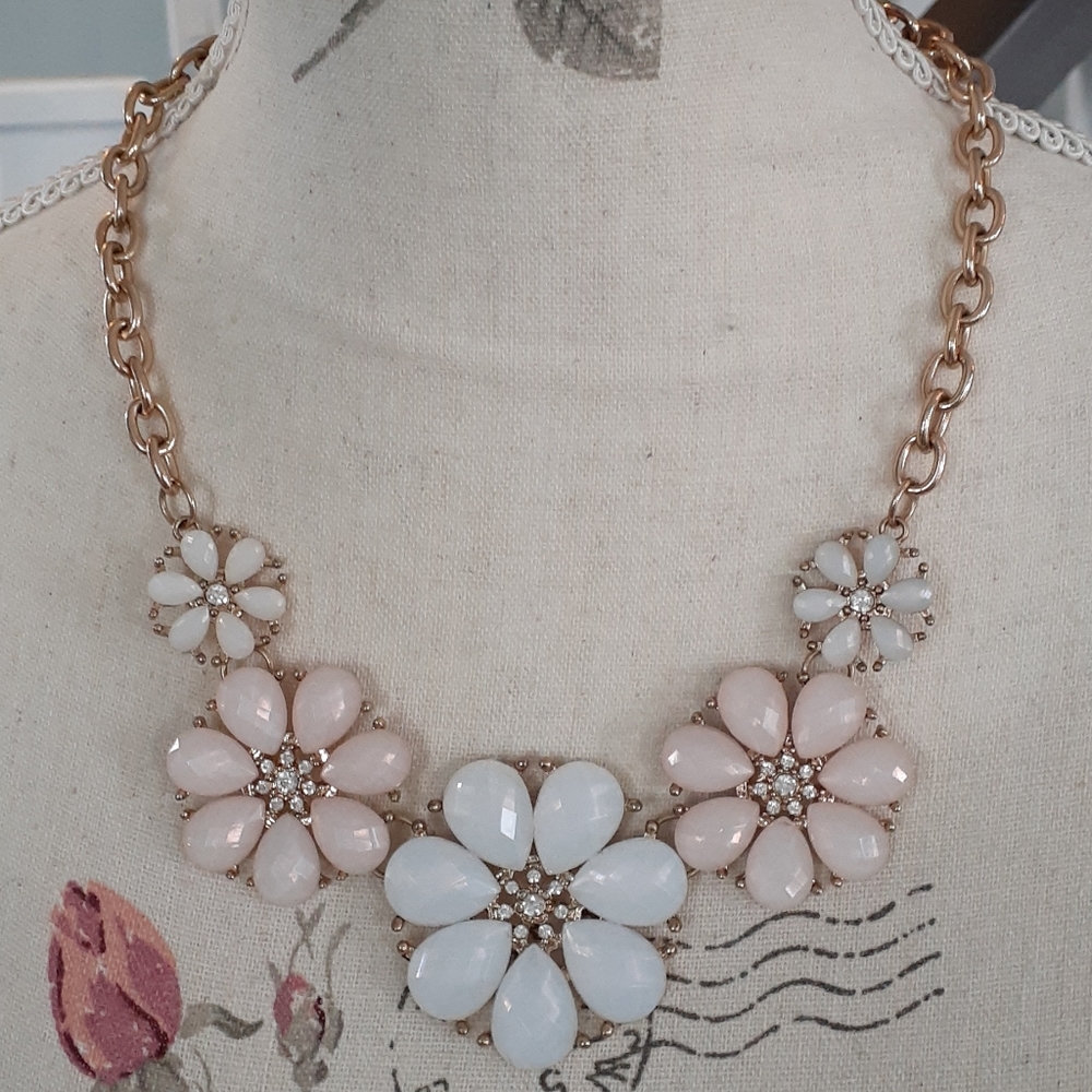 % Perfectly Pastel Sparkle Joe Fresh Statement Necklace